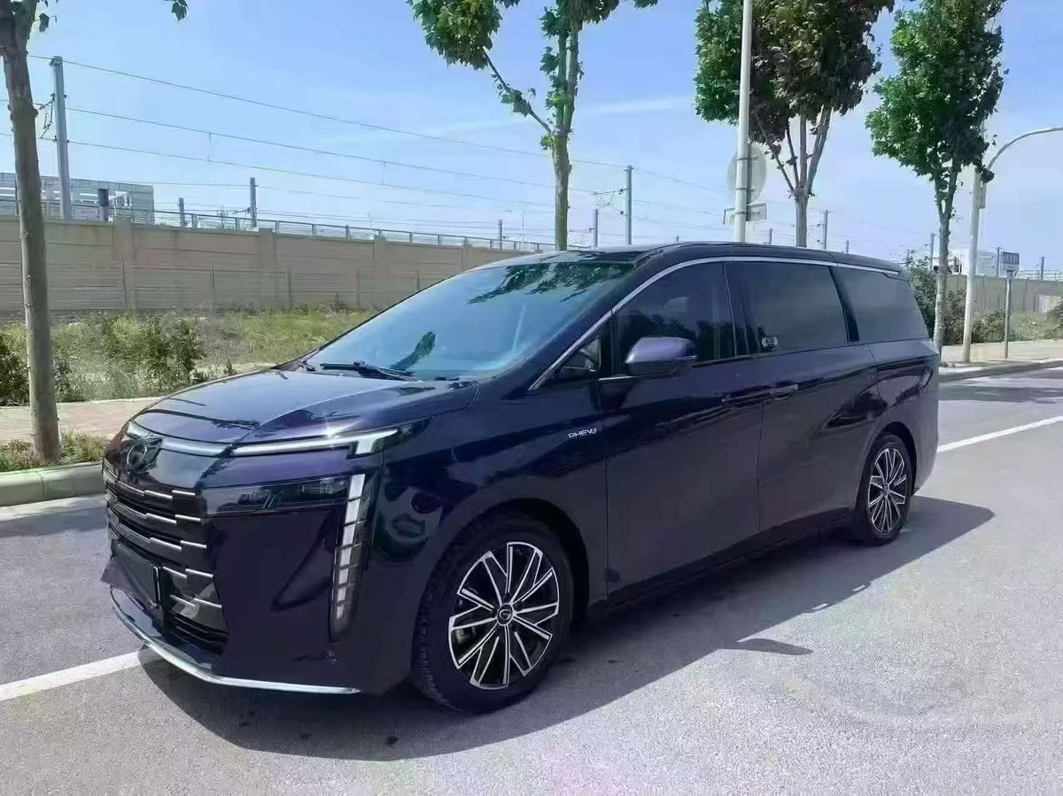青岛旅游包车车队实拍