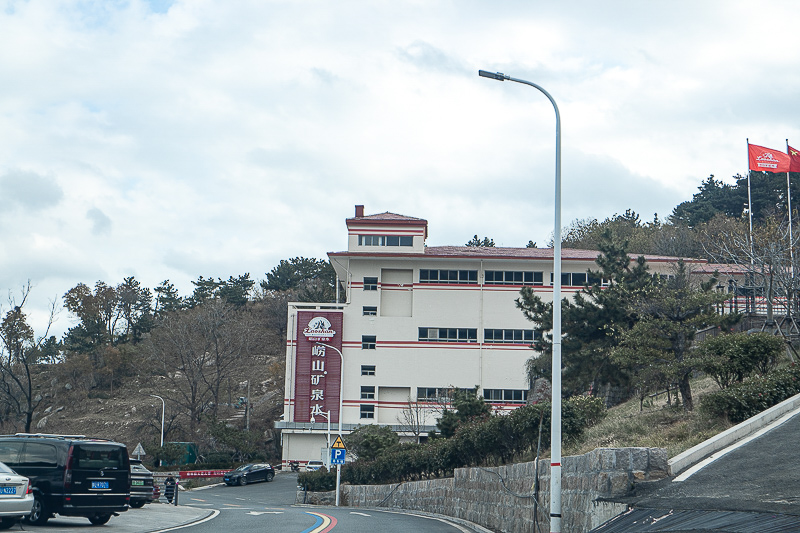 青岛景点实拍｜青岛旅游包车和普通租车有什么区别？青岛君爱悦专业服务