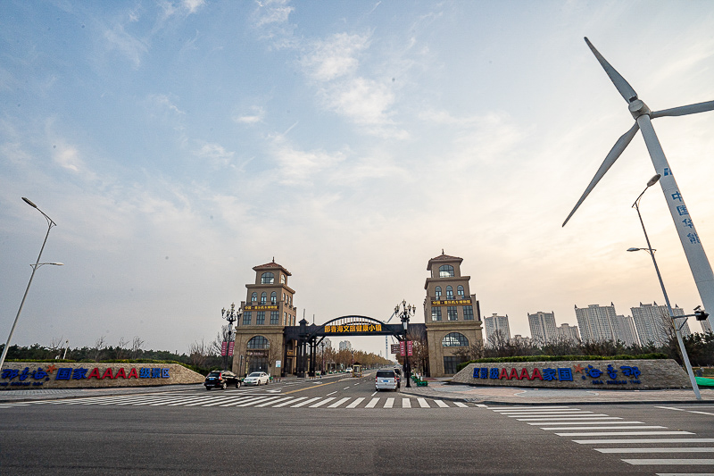 青岛景点实拍｜青岛老人团包车怎么配车和司机？君悦畅旅 Senior